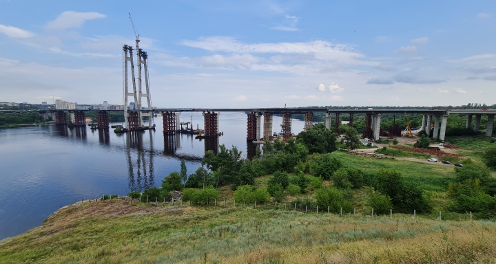 Zaporijya Köprüsü’nde İntek Kalıp ve İskele Güvencesi
